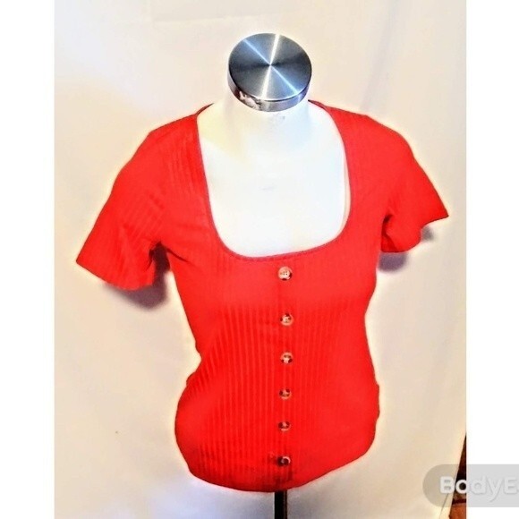 Red Slimming Top M - Picture 1 of 8